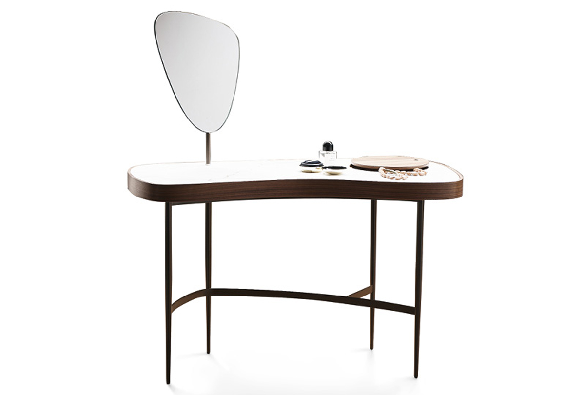 Venus by simplysofas.in